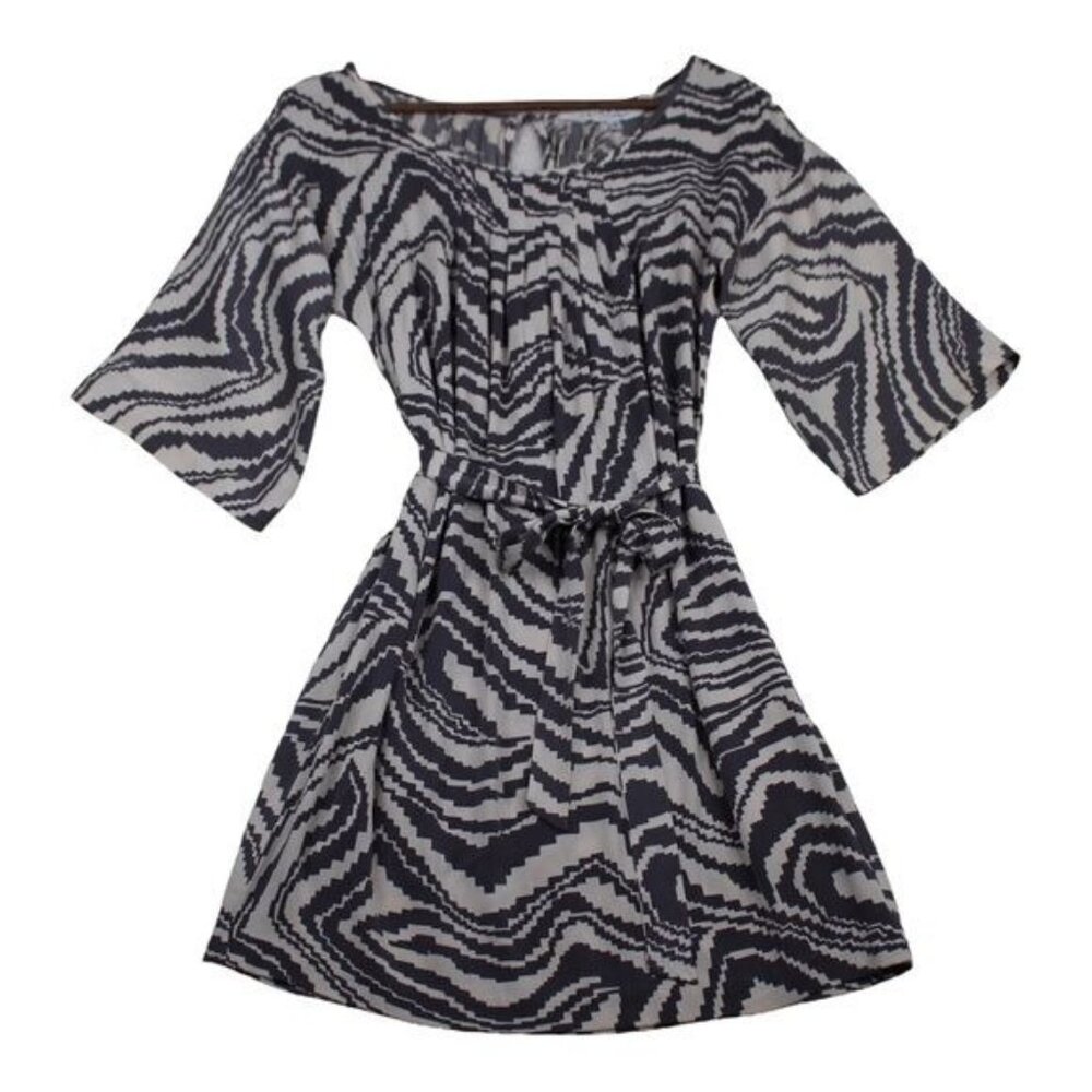 Trina Turk Women Zebra Dress Silk Size 2 Gray Cream Short Sleeve Shift Belted - Picture 2 of 12